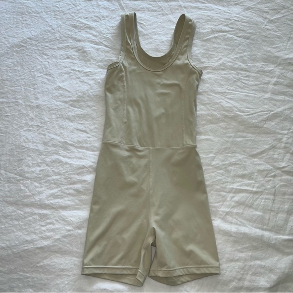 SET Active Pants & Jumpsuits Set Active Sportbody Shortysuit Oat